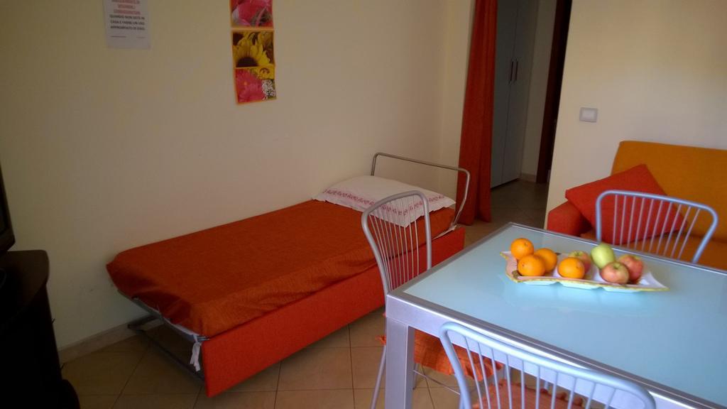 Appartamenti Vacanze Mareemare Capo dʼOrlando Eksteriør billede